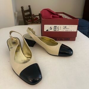 Vintage Bruno magli heels